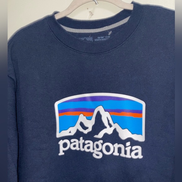 Patagonia graphic logo Men's Navy Crewneck Sweater - Picture 7 of 7